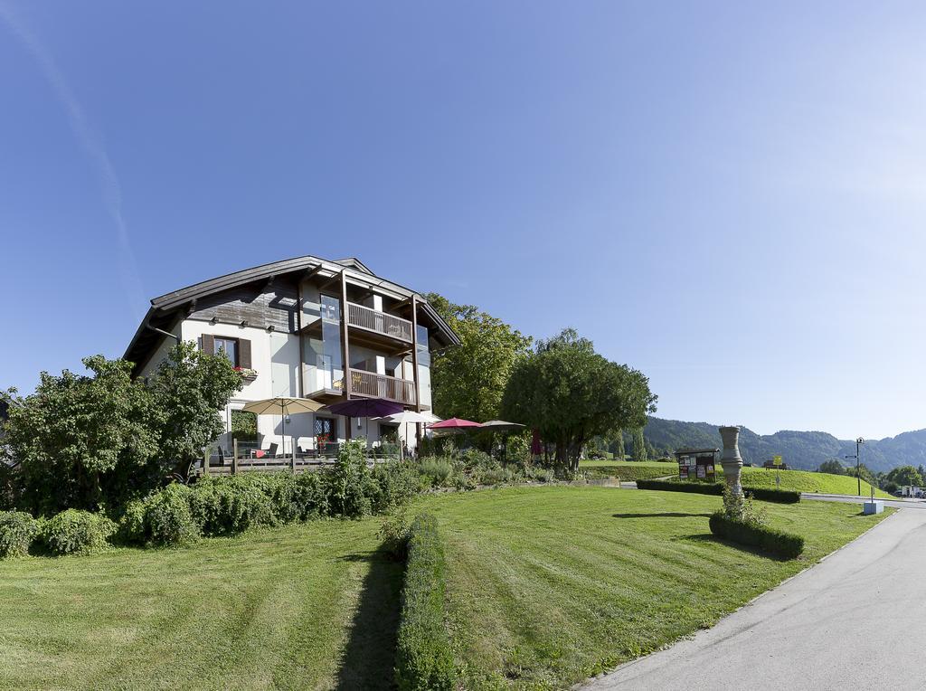 Fruehstueckspension "Schlosswirt" Ossiach Esterno foto